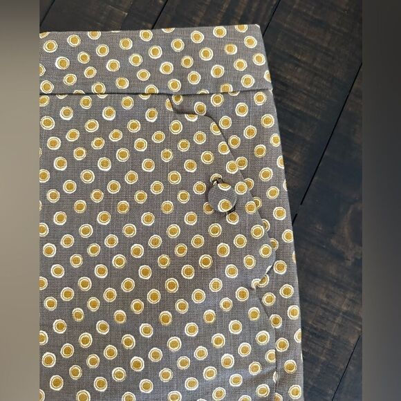 J Crew Gray & Mustard Yellow Shorts Size 6 - Picture 2 of 4